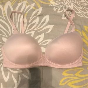 Body by Victoria Wireless Pale Pink Bra